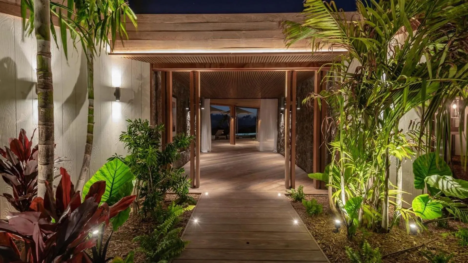Tropical Retreat With Private Infinity Pool Villa Gustavia